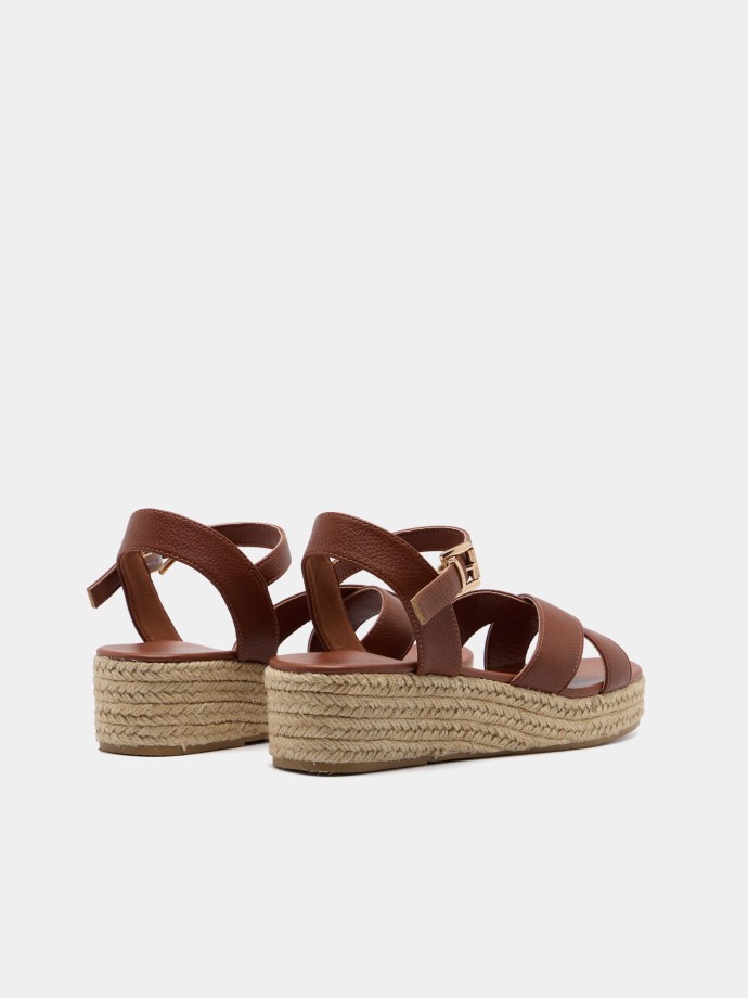 Sand�lias plataforma com tiras
