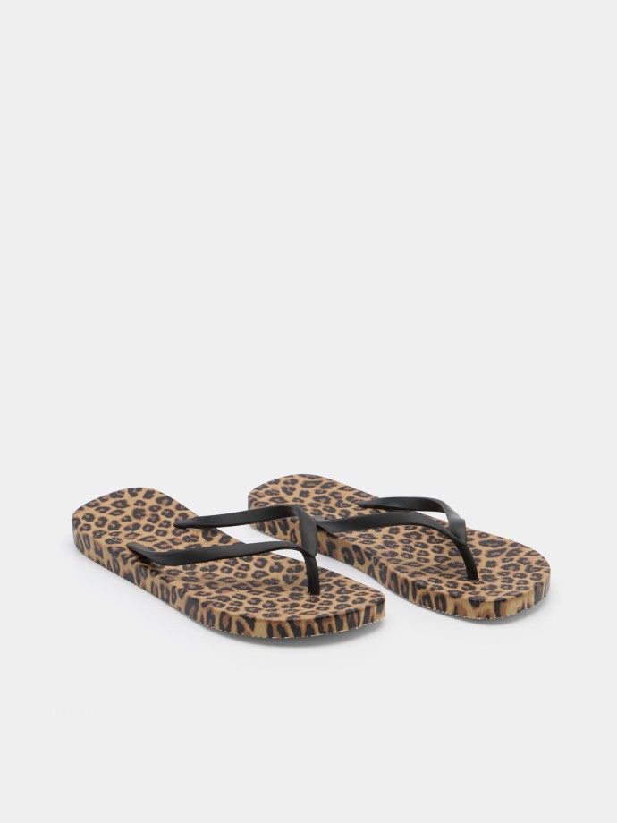 Chinelos de dedo com animal print