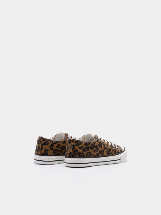 Sapatilhas com estampado animal print Sapatilhas com estampado animal print