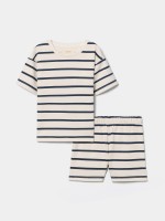 Conjunto estampado às riscas Conjunto estampado às riscas