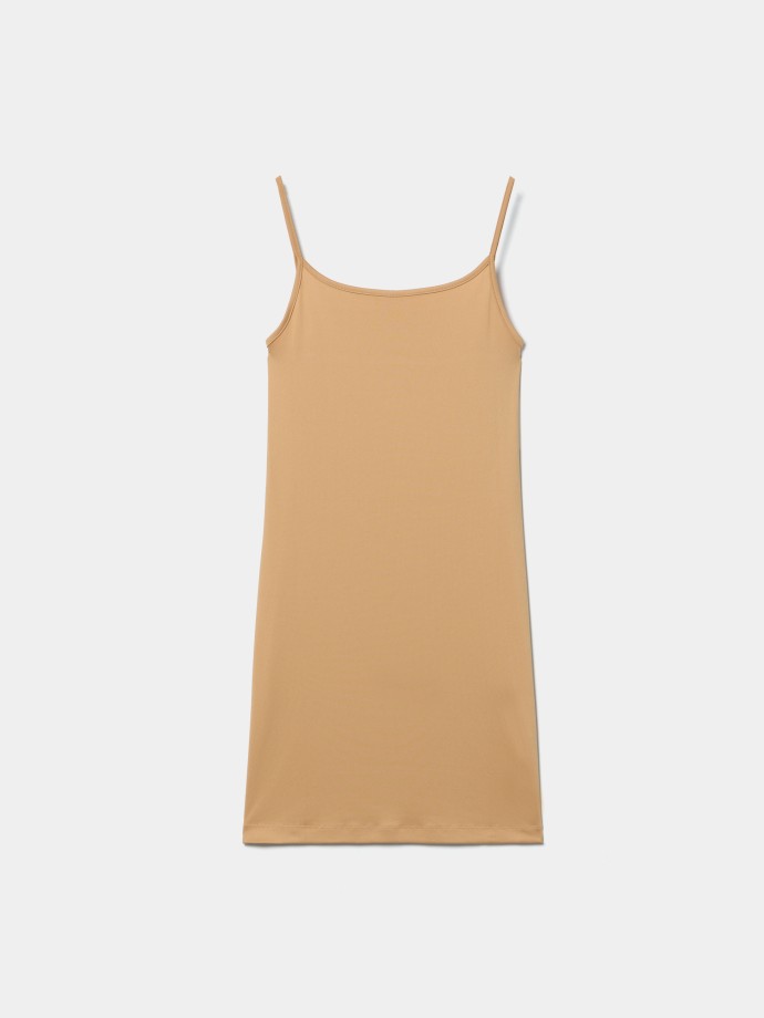 Vestido interior b�sico