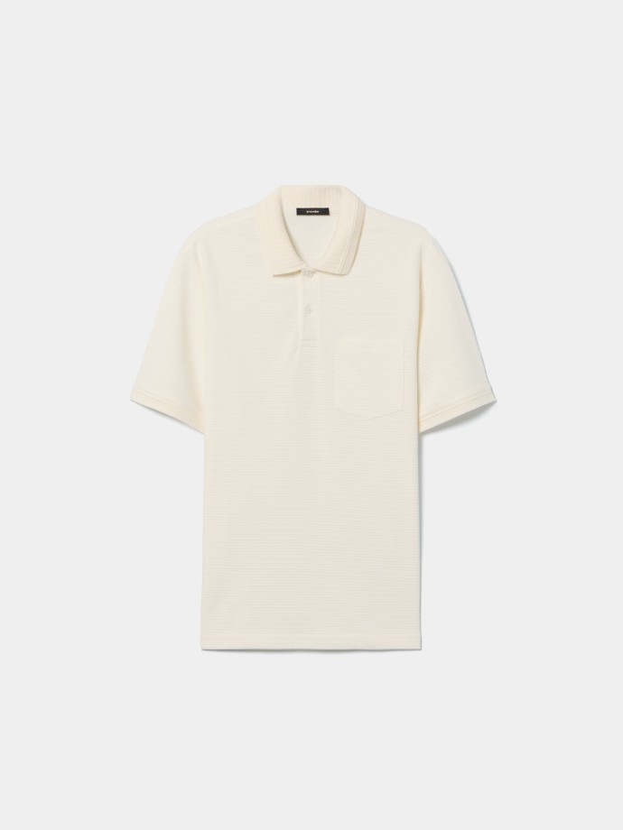 Polo de malha com bolso