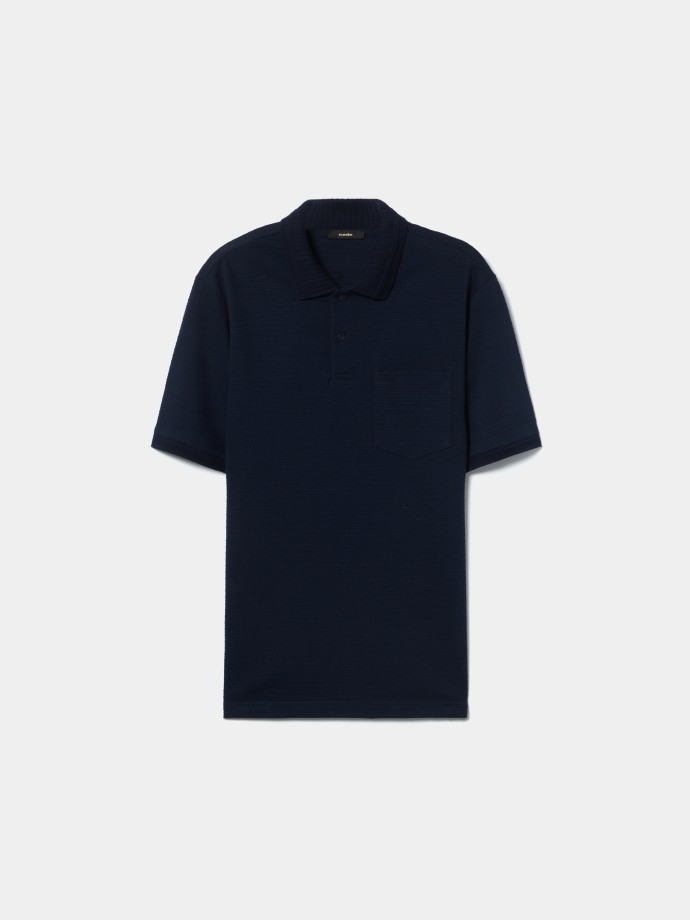 Polo de malha com bolso