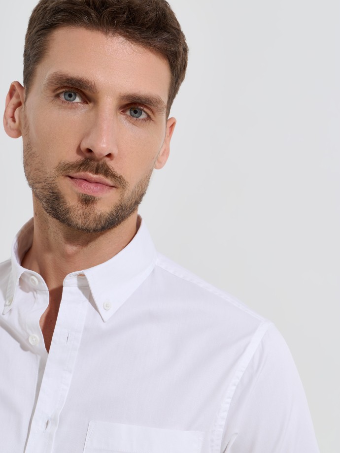 Camisa de algod�o com bolso