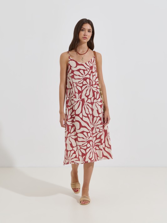 Vestido midi com padr�o
