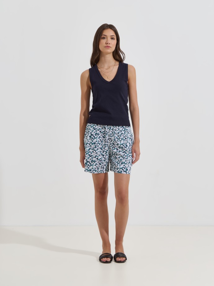 Cal��es com padr�o floral