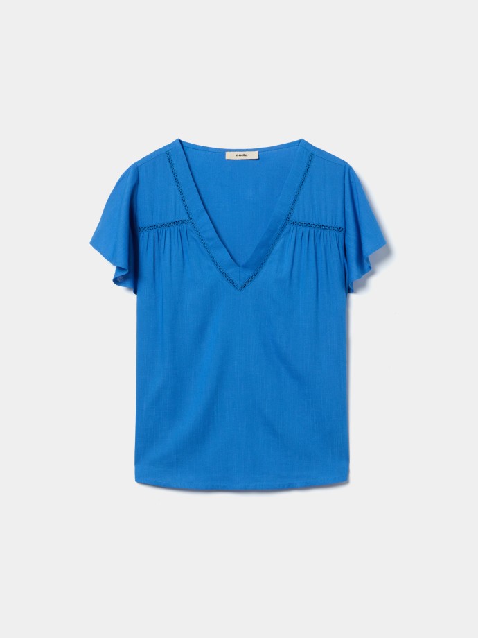 Blusa com decote em V