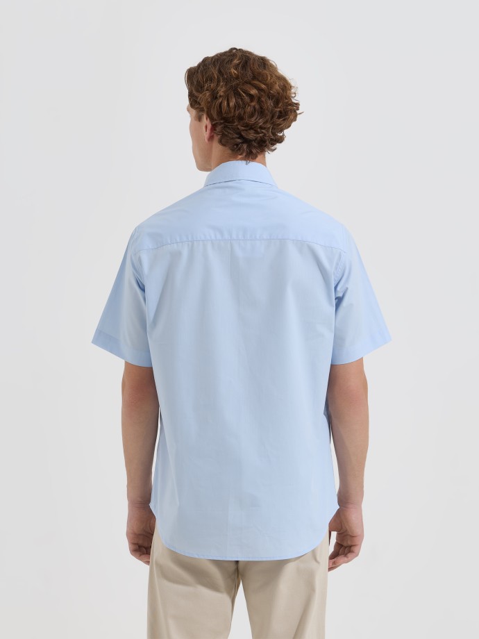 Camisa de manga curta com bolso