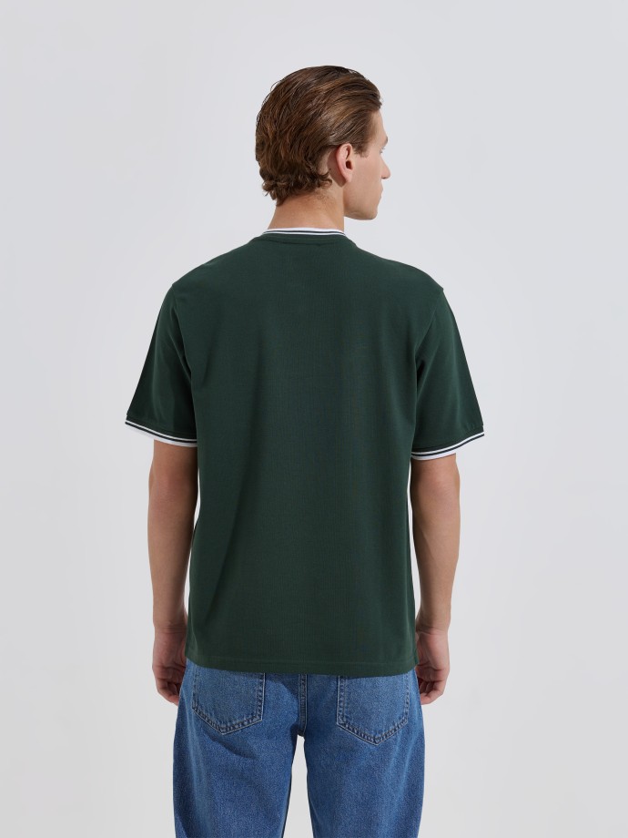Polo piquet com bolso