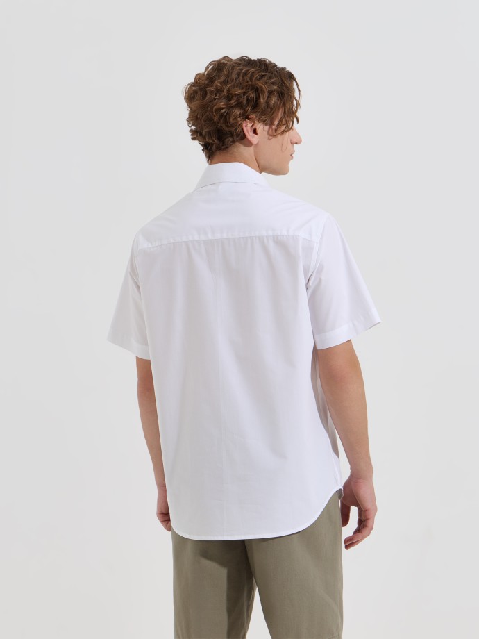 Camisa de manga curta com bolso Camisa de manga curta com bolso