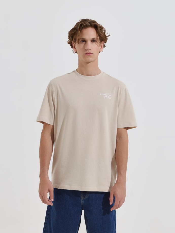 T-shirt com estampado T-shirt com estampado