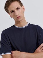 T-shirt piquet com contraste