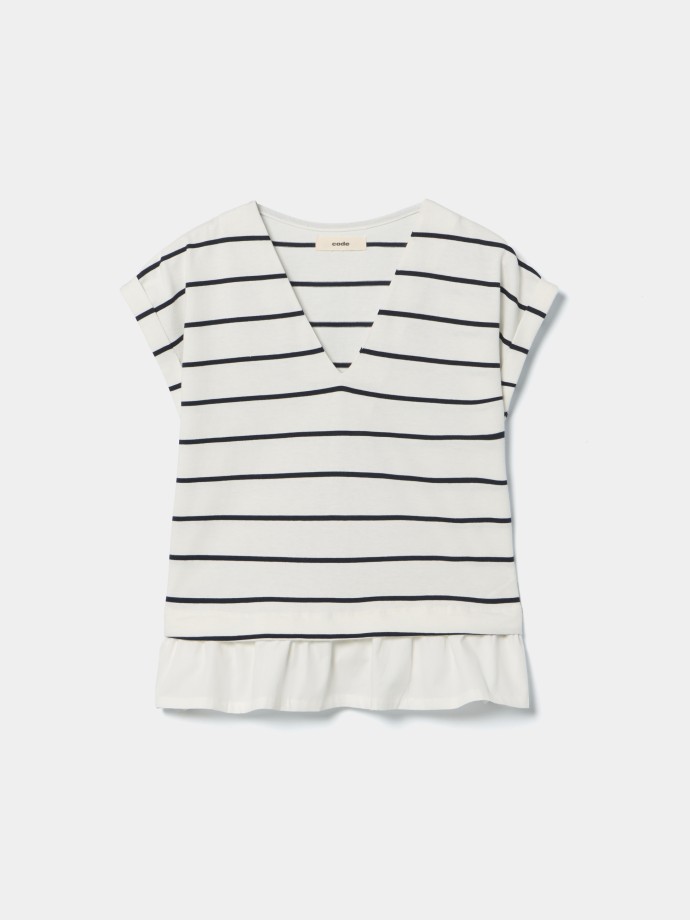 T-shirt �s riscas com folho
