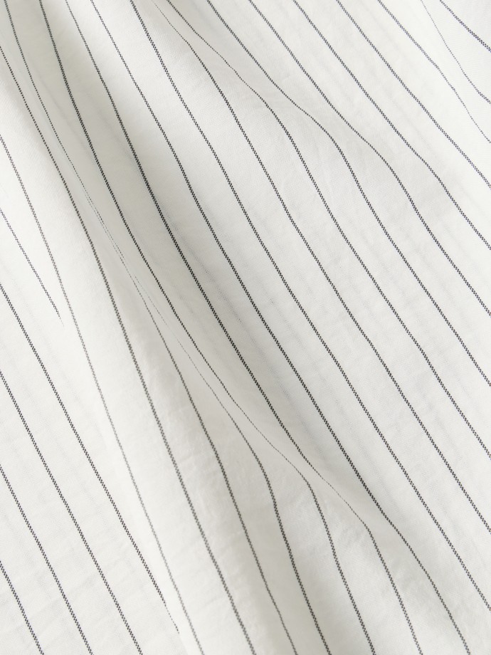 Vestido comprido �s riscas