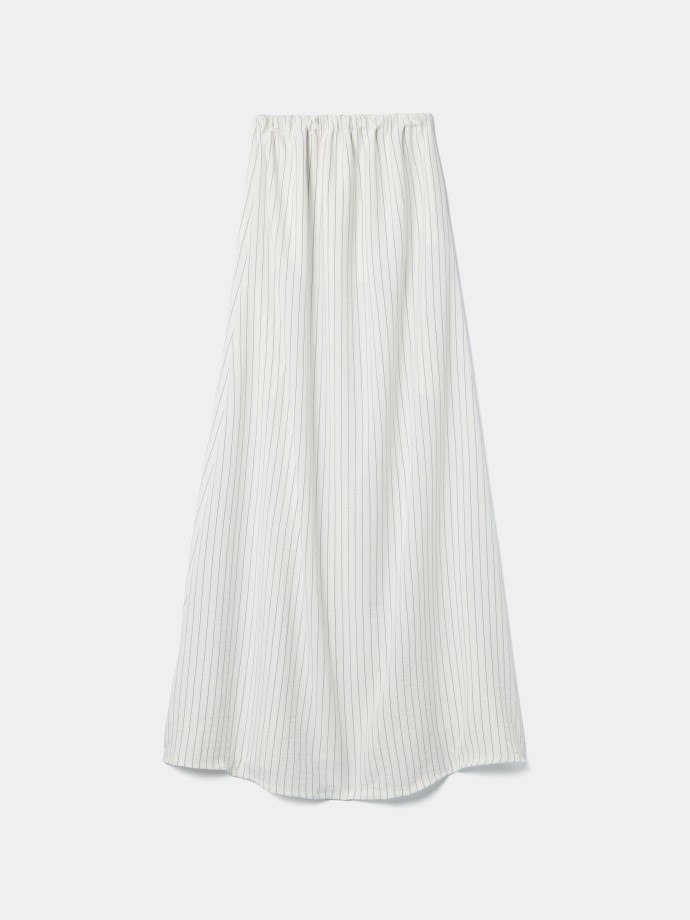 Vestido comprido �s riscas
