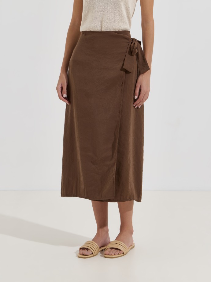 Saia midi cruzada com la�o
