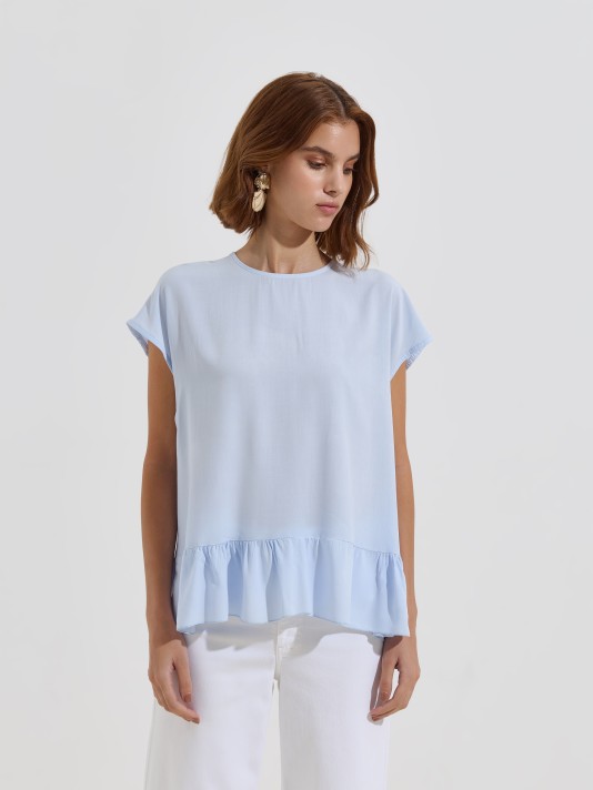 Blusa com folho