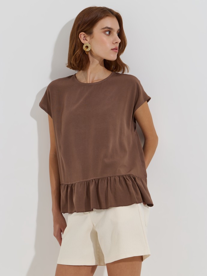 Blusa com folho