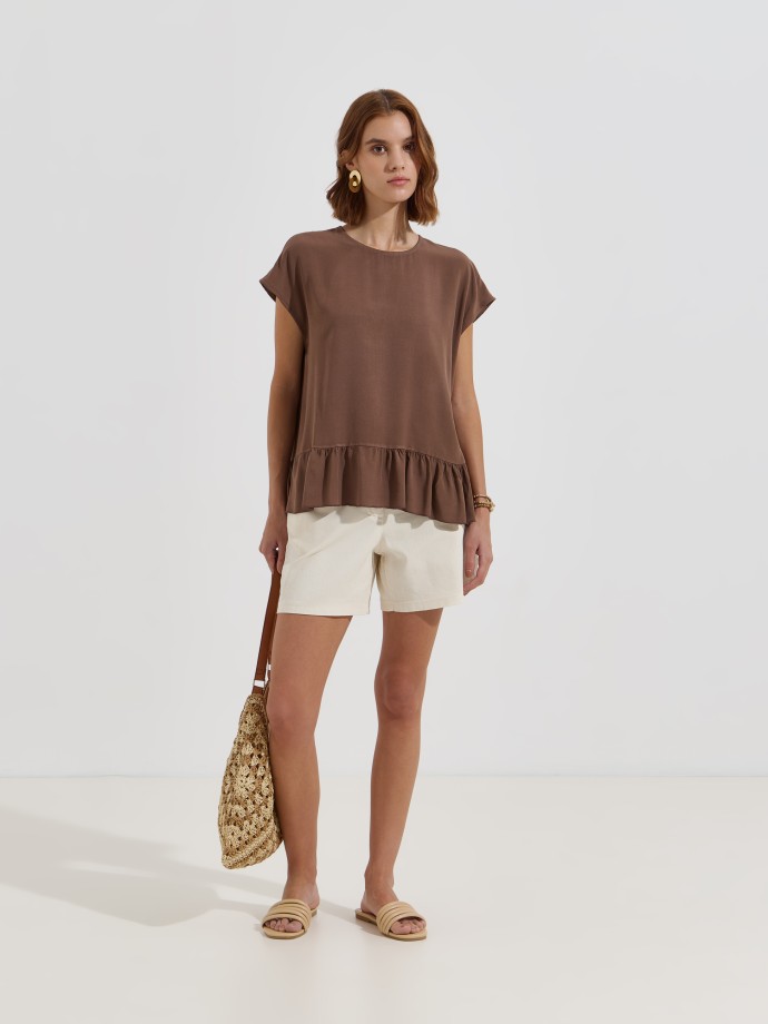 Blusa com folho
