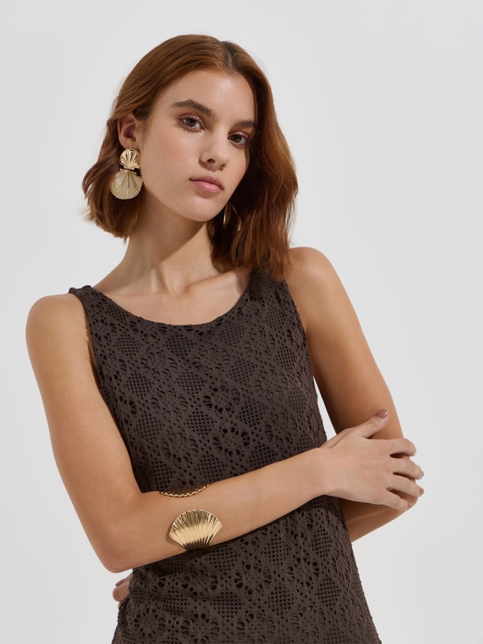 Vestido midi em malha rendada