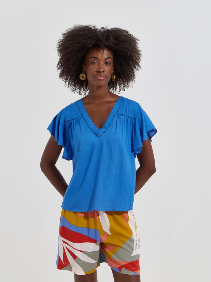 Blusa com decote em V