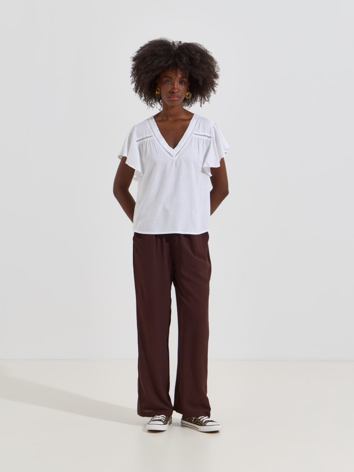 Blusa com decote em V