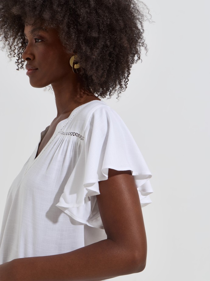 Blusa com decote em V