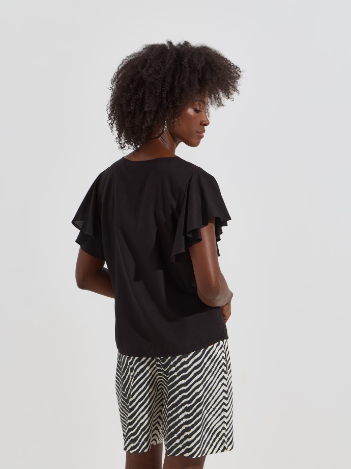 Blusa com decote em V