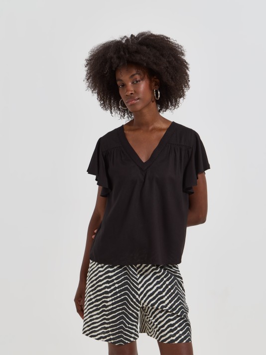 Blusa com decote em V