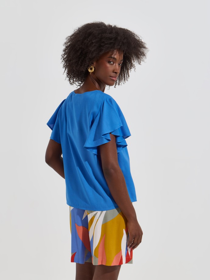 Blusa com decote em V
