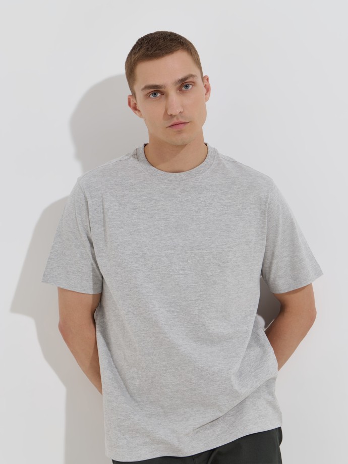 T-shirt b�sica