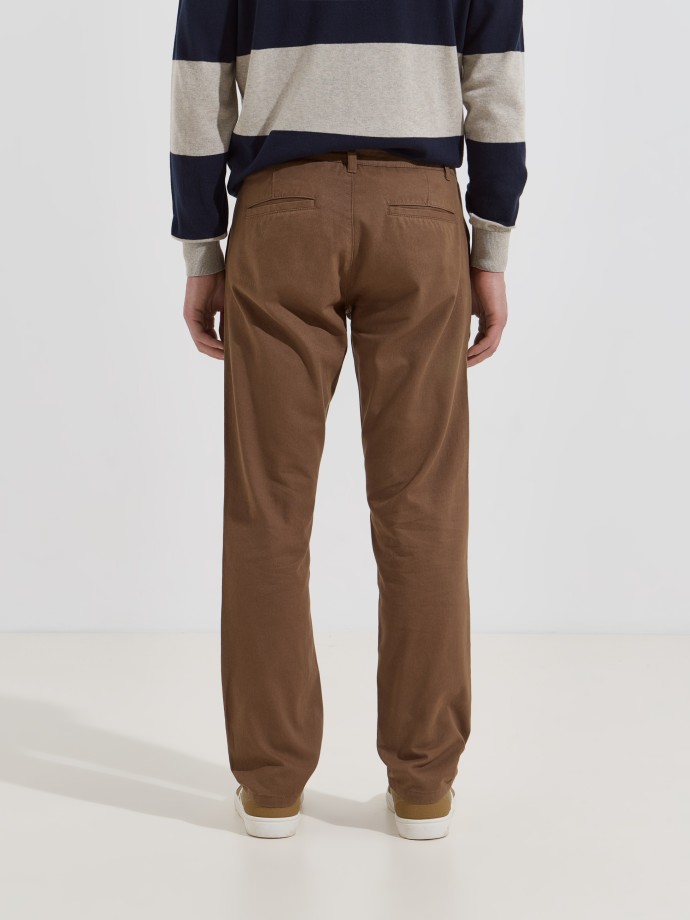 Cal�as chino em sarja