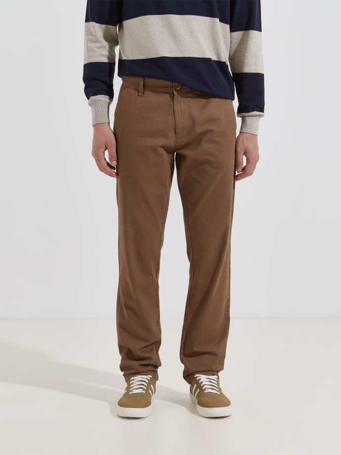 Cal�as chino em sarja