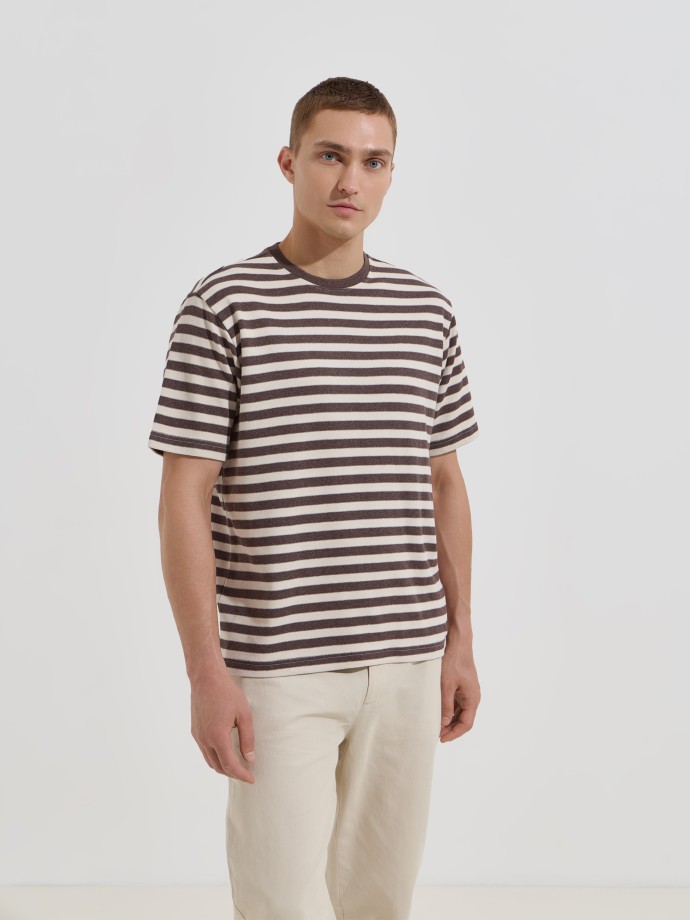 T-shirt piquet �s riscas