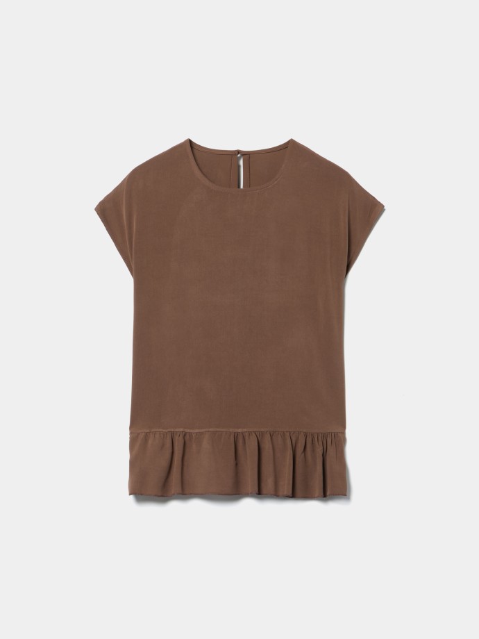 Blusa com folho