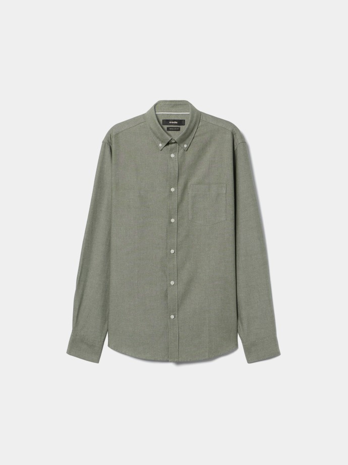 Camisa oxford com bolso