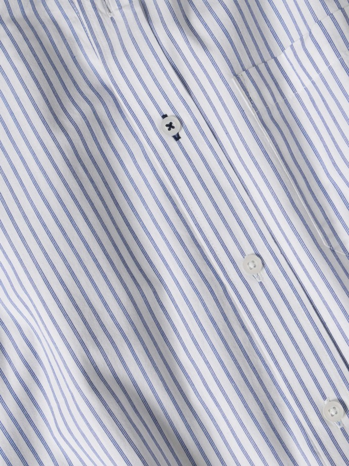 Camisa em popeline �s riscas