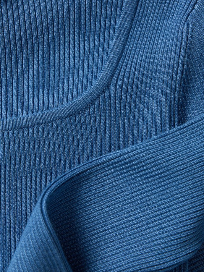 Camisola canelada de manga comprida