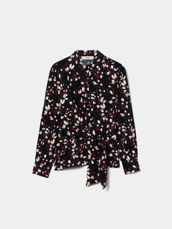 Camisa estampada com la�o