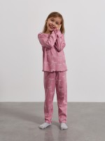Pijama com estampado de la�os