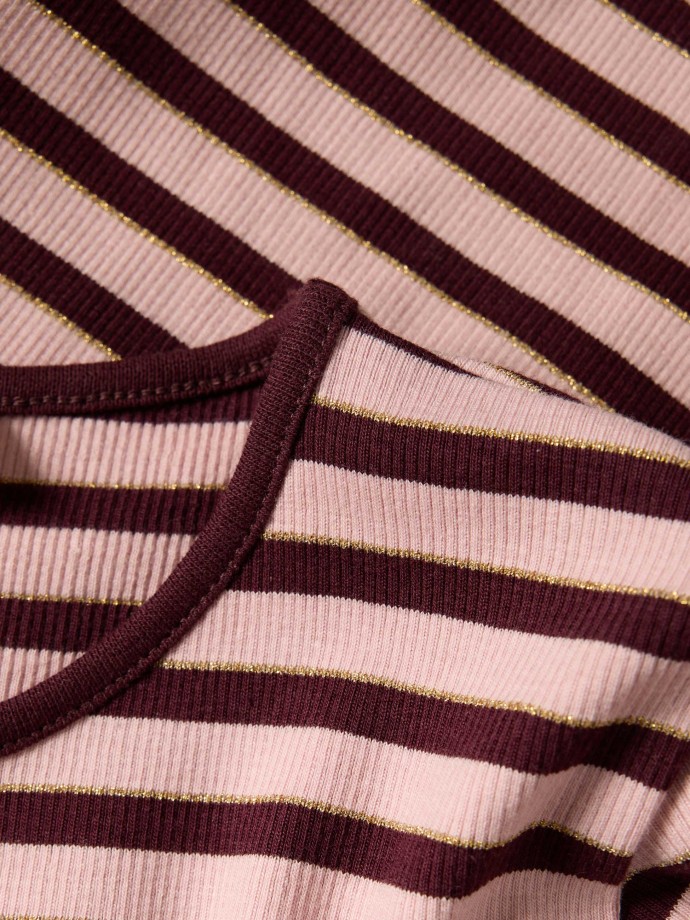 Camisola �s riscas com detalhe brilhante