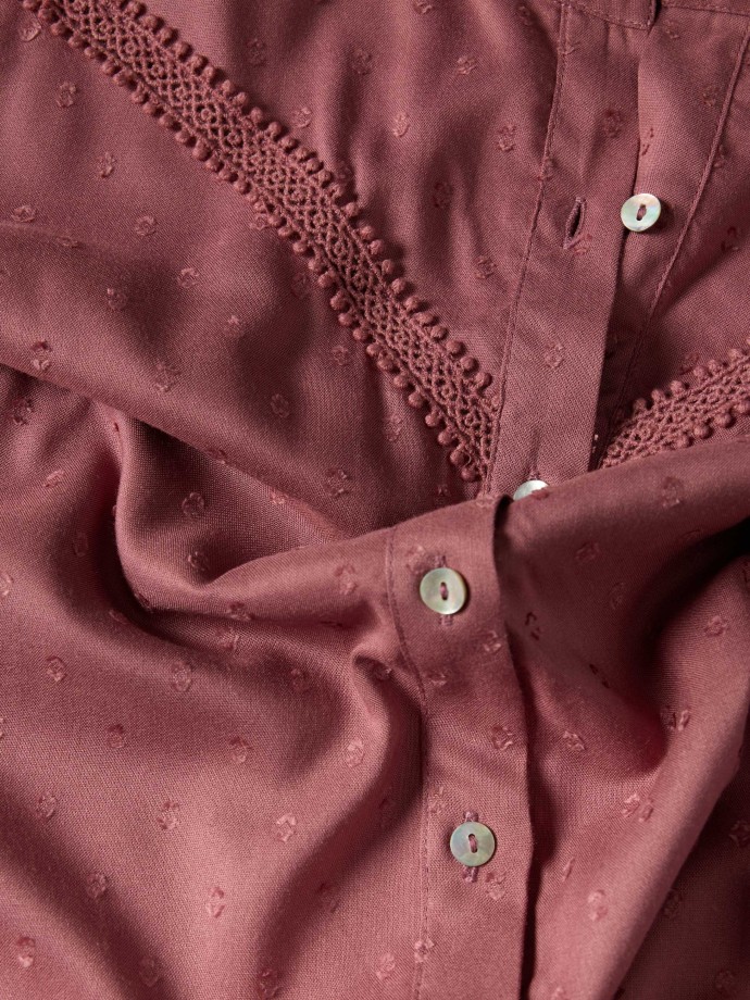 Camisa com renda
