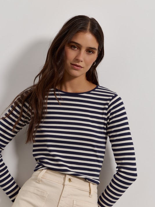 Camisola �s riscas com detalhe brilhante