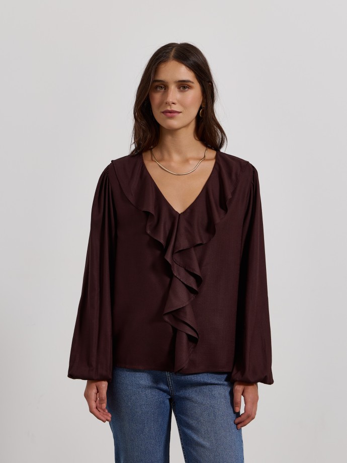 Blusa com folhos