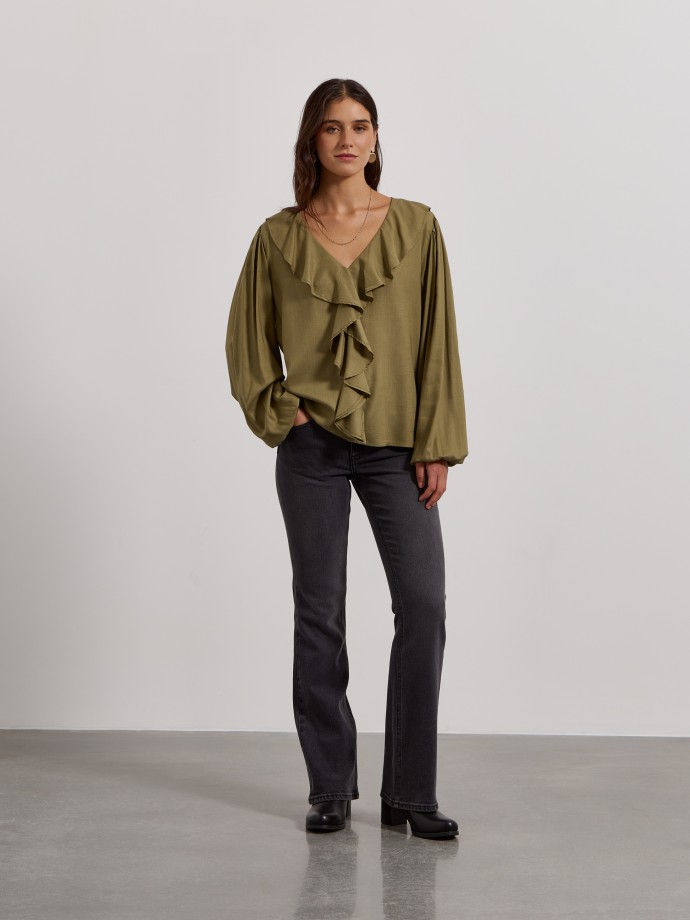 Blusa com folhos