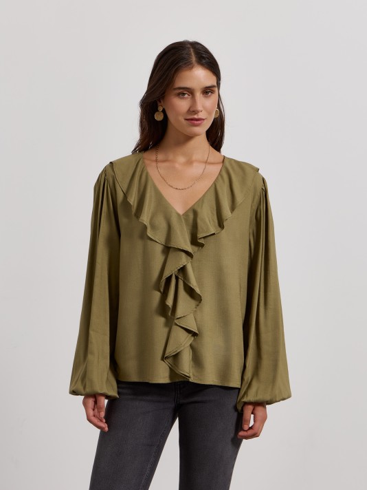 Blusa com folhos Blusa com folhos