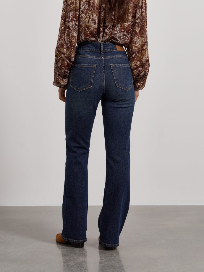 Cal�as de ganga bootcut push-up