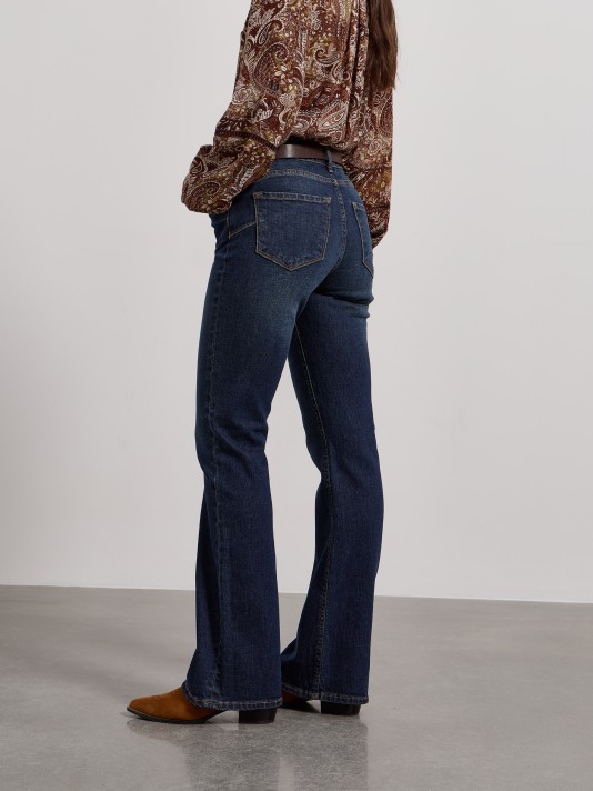 Cal�as de ganga bootcut push-up
