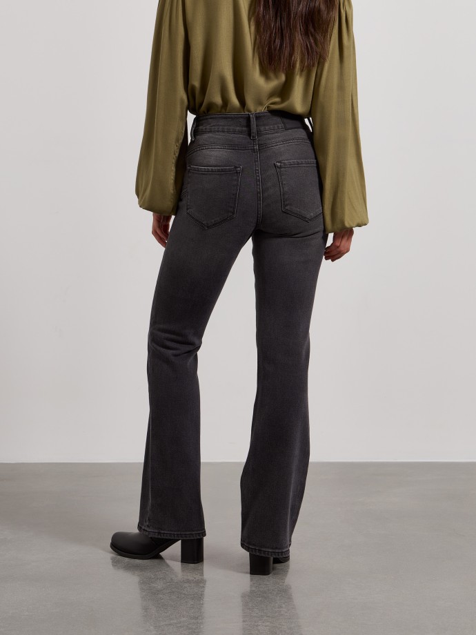 Cal�as de ganga bootcut push-up