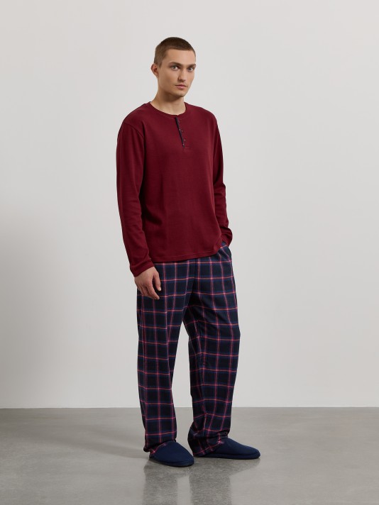 Pijama com calças aos quadrados Pijama com calças aos quadrados
